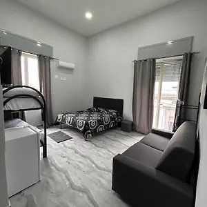 https://foria-house-valentino.hotels-amalfi.com